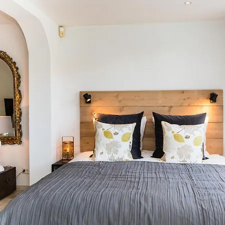 Souterrain Zuid-duinen -free Parking *