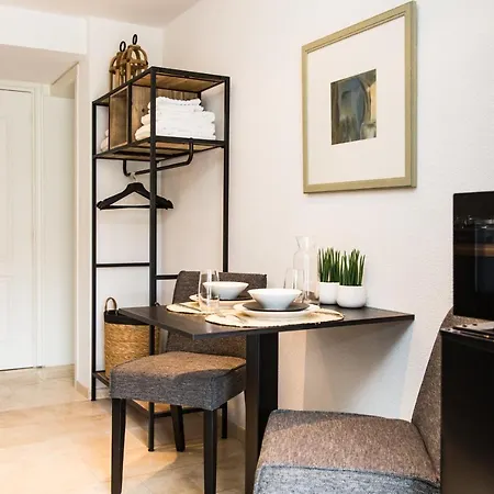 Apartment Souterrain Zuid-duinen -free Parking