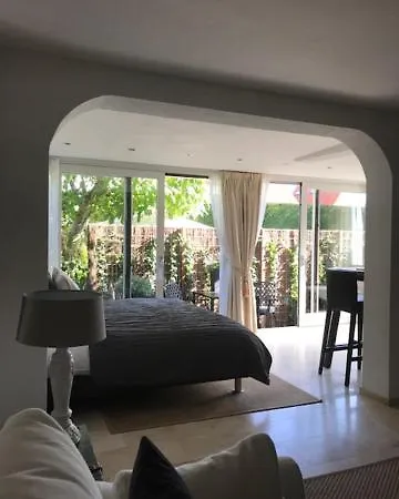 Souterrain Zuid-duinen -free Parking *