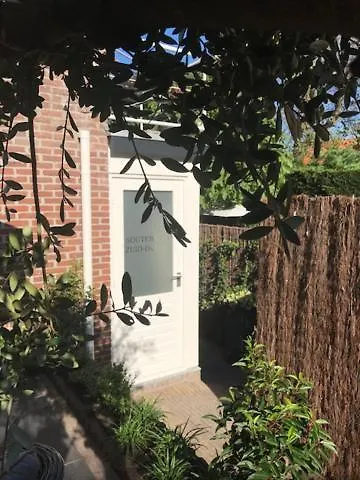 Souterrain Zuid-duinen -free Parking Zandvoort