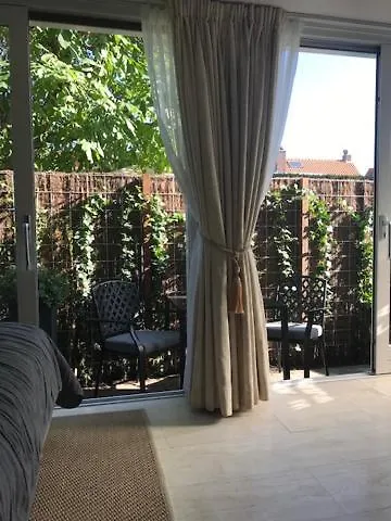 Souterrain Zuid-duinen -free Parking * Zandvoort